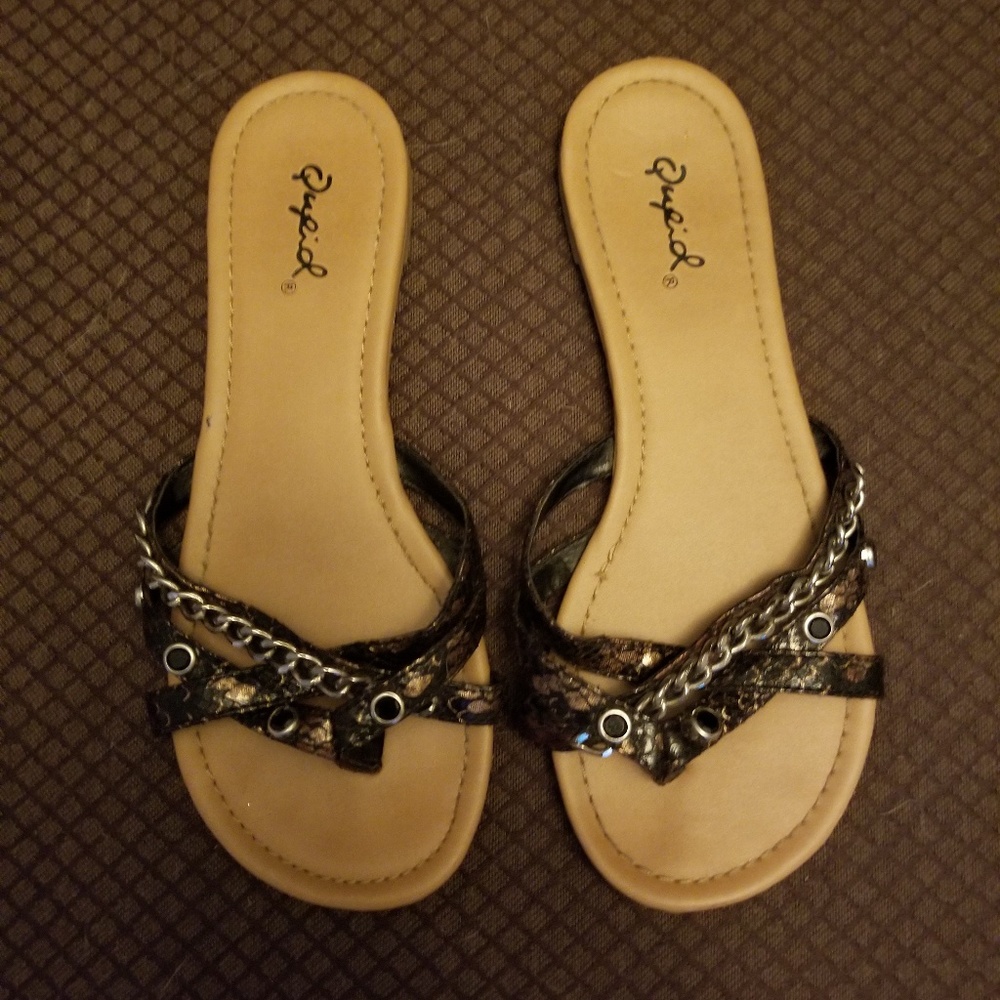 Flip flops